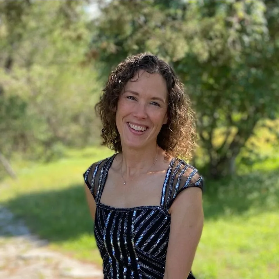 Chantel Bowdoin, beekeeper and owner of 6B’s Ranch, in La Vernia, Texas